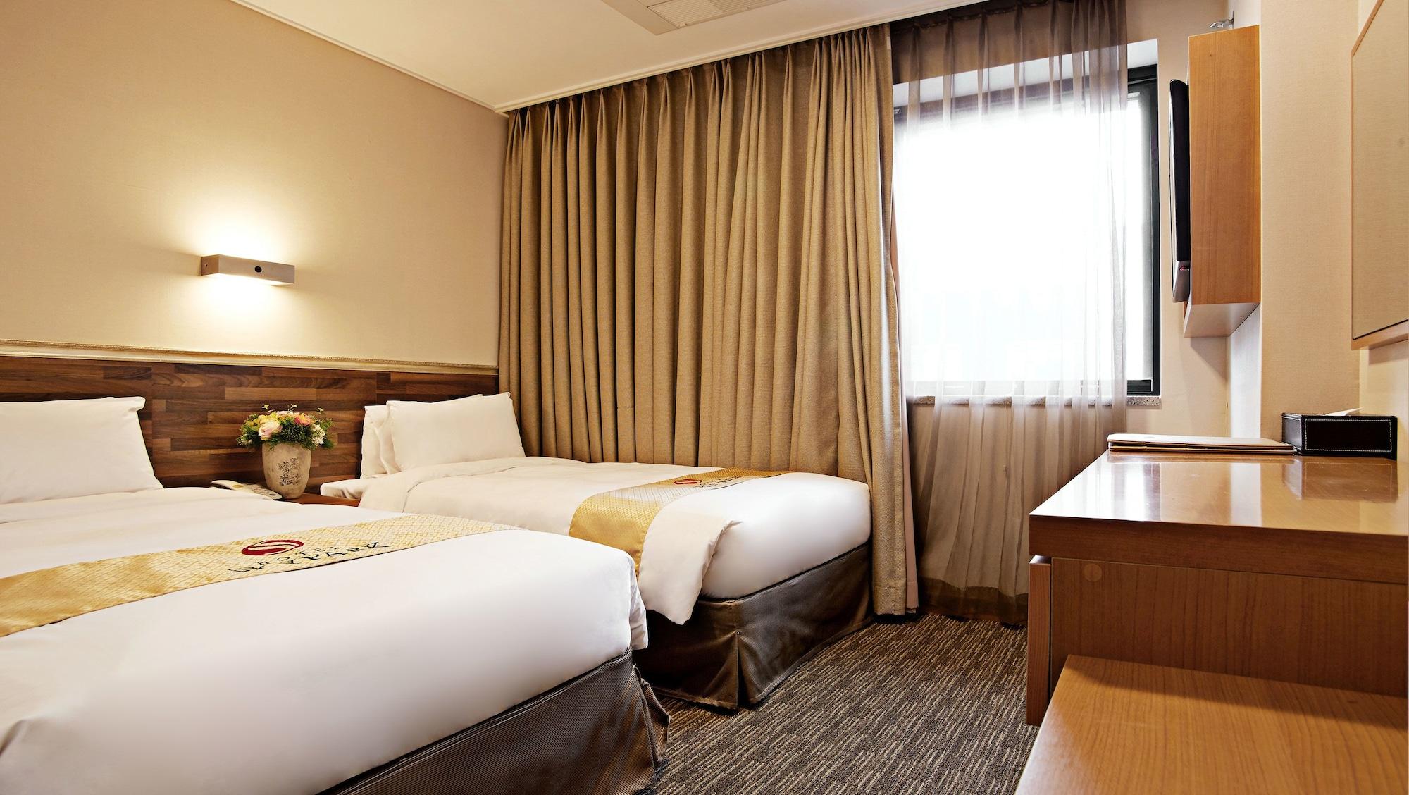 Hotel Skypark Myeongdong 1 Сеул Екстериор снимка