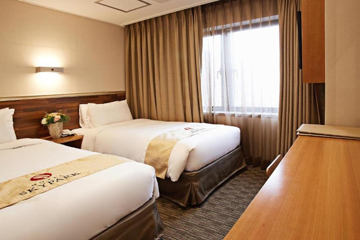 Hotel Skypark Myeongdong 1 Сеул Екстериор снимка