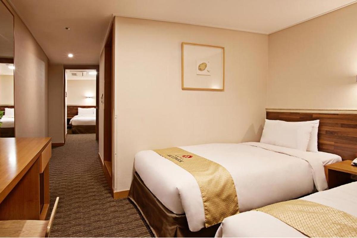 Hotel Skypark Myeongdong 1 Сеул Екстериор снимка