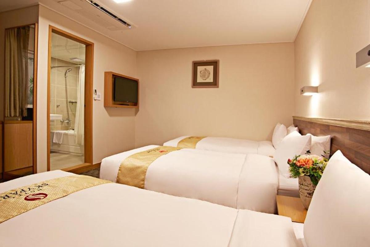 Hotel Skypark Myeongdong 1 Сеул Екстериор снимка