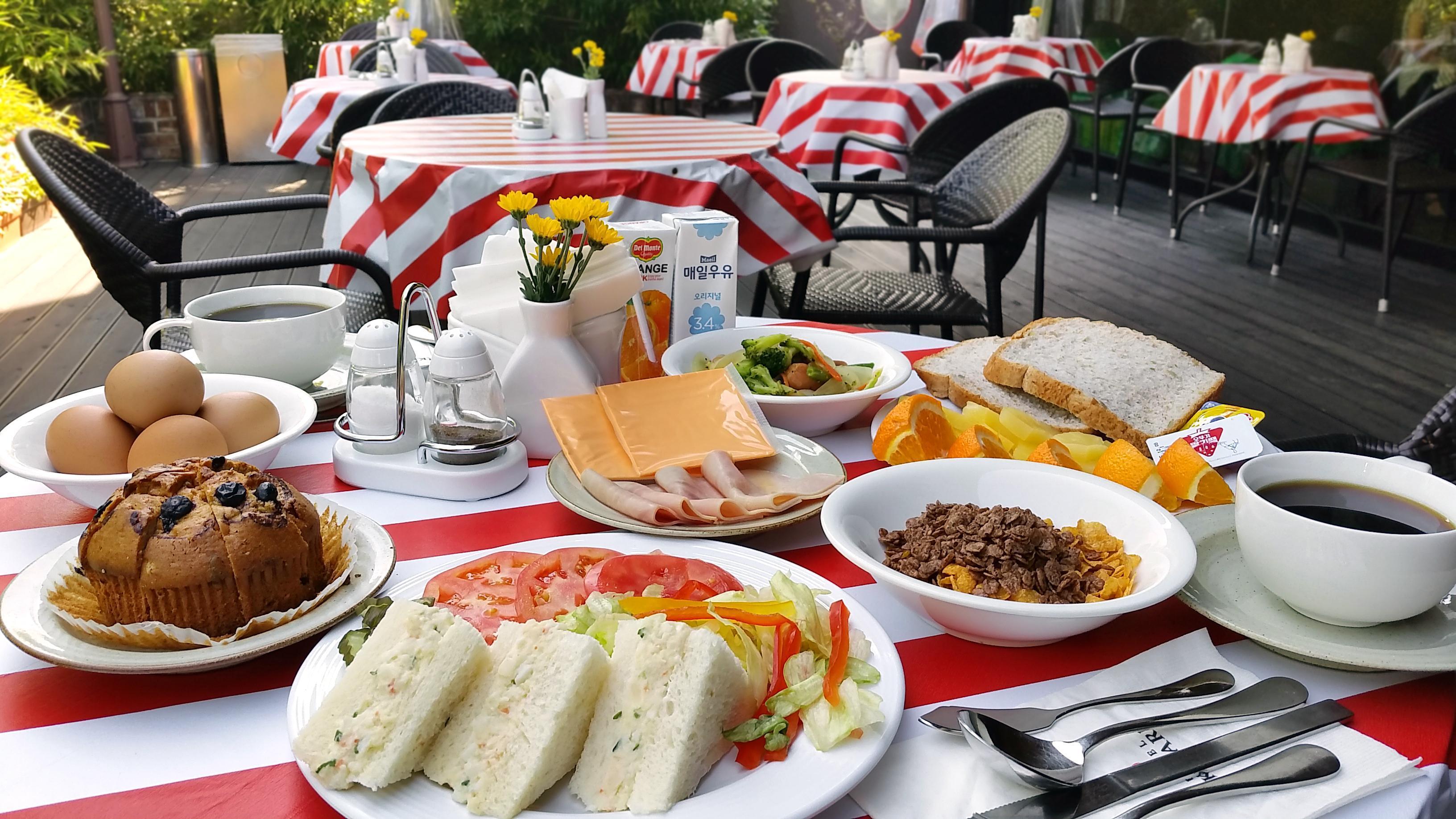 Hotel Skypark Myeongdong 1 Сеул Екстериор снимка